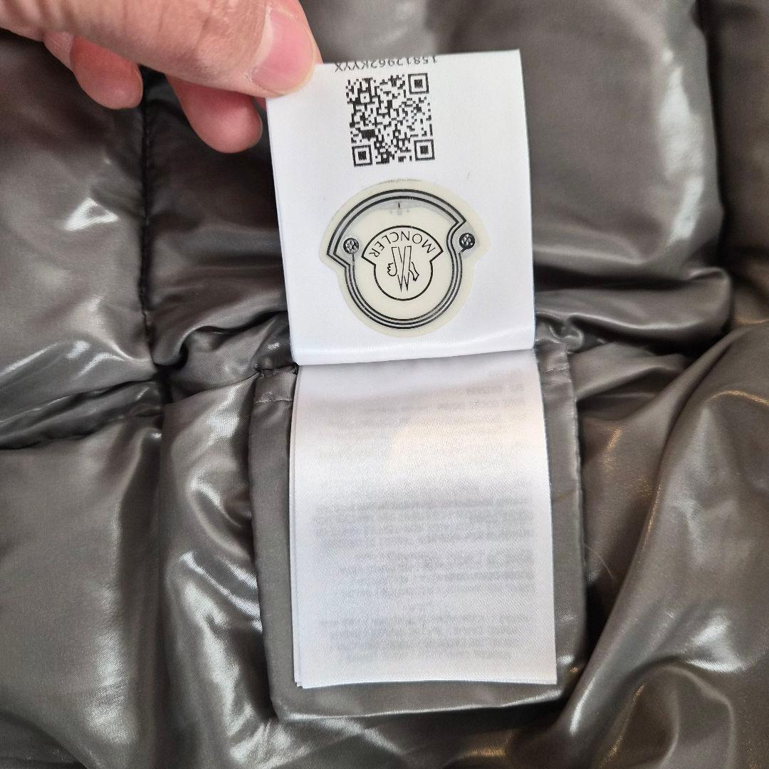 美品【モンクレール 】ダウン　キッズ 140 MONCLER
