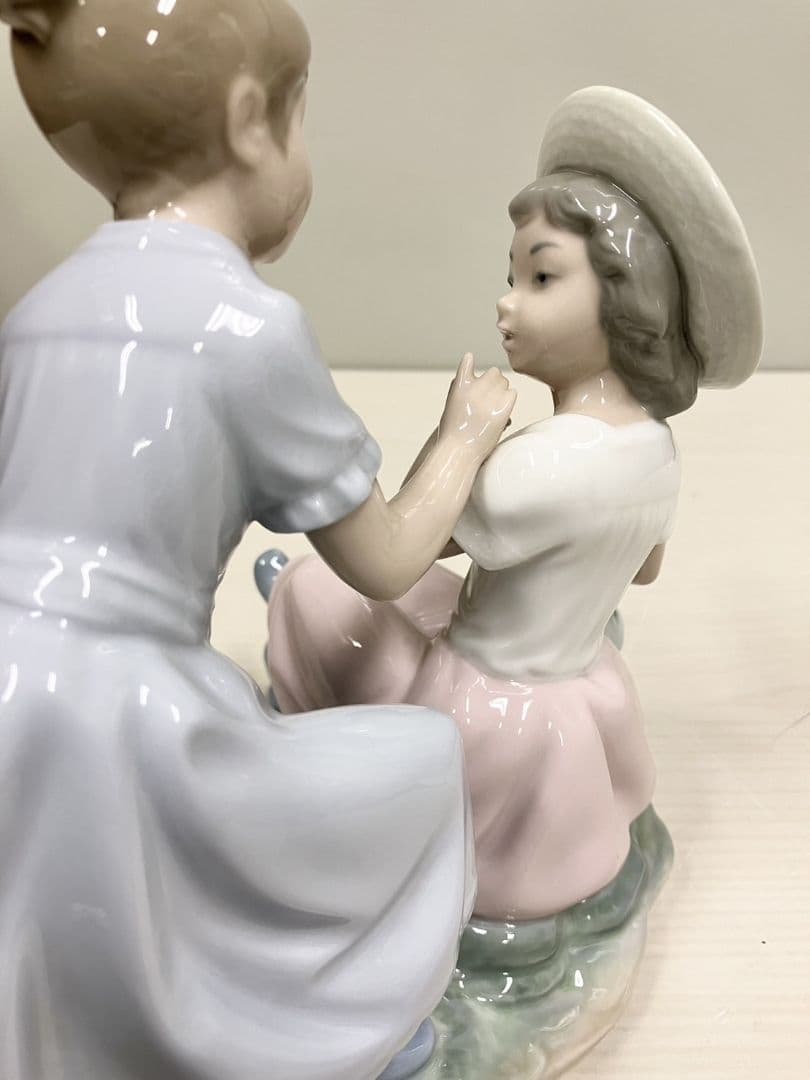 NAO by LLADRO 仲良しの三姉妹 フィギュリン 陶器人形