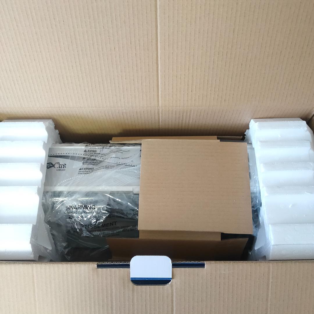 brother　ブラザー　ScanNCut　CM300　カッティングマシン