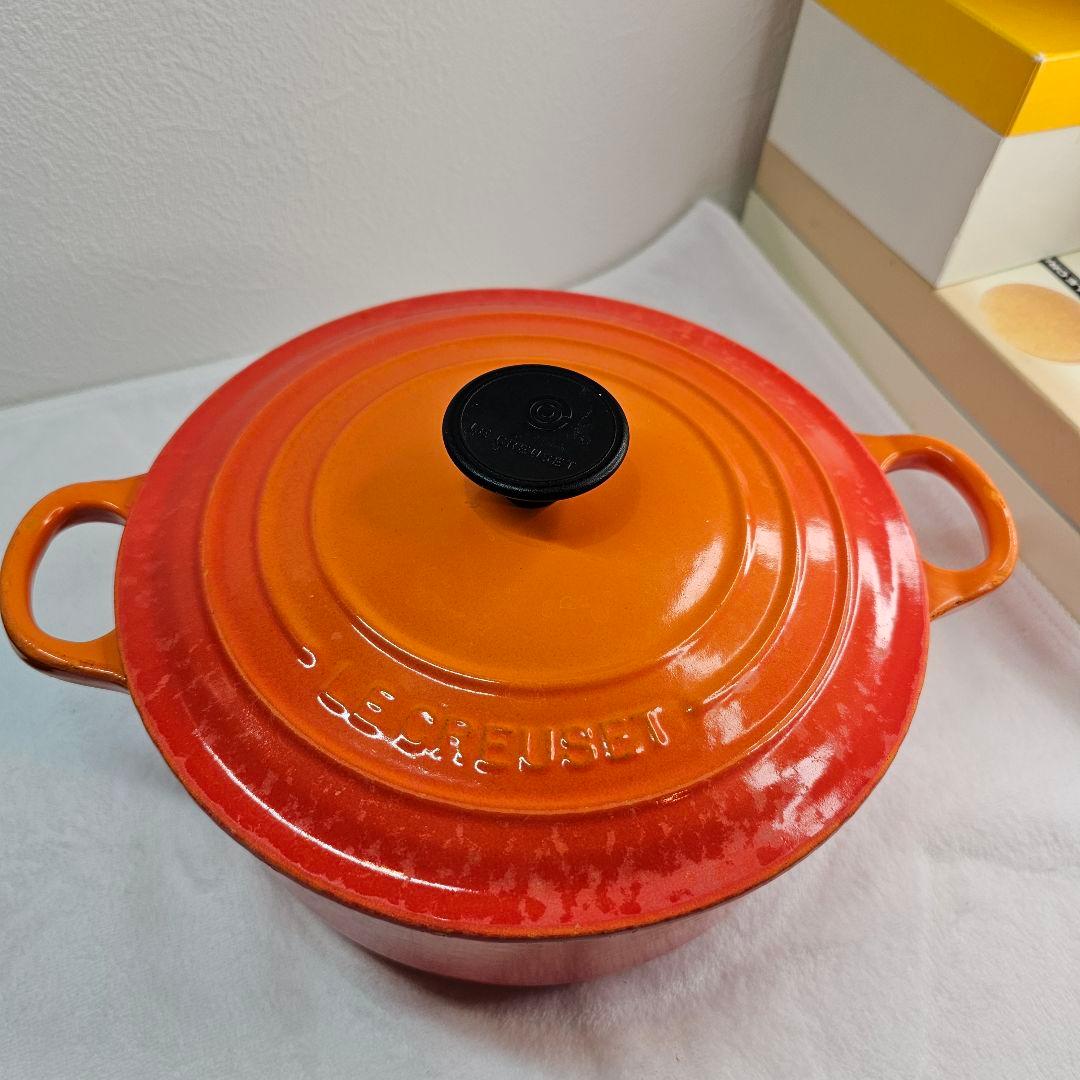 Le Creuset ル・クルーゼ 両手鍋 20CM オレンジ