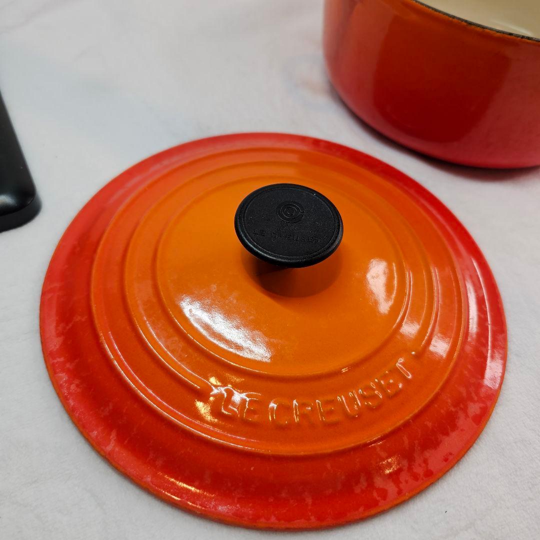 Le Creuset ル・クルーゼ 両手鍋 20CM オレンジ