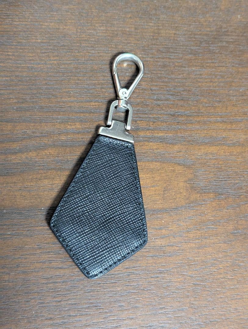 PRADA 黒 ナイロン キーホルダー