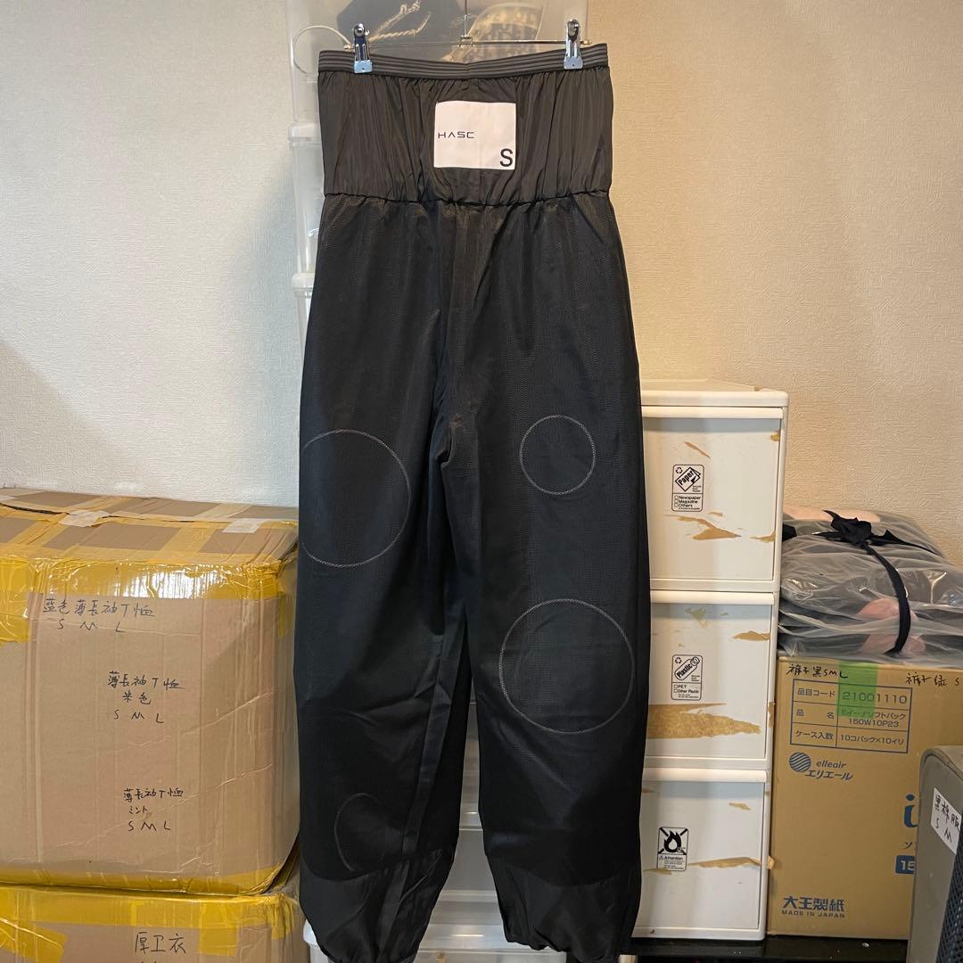 新品未使用 ベルベット調 ドット柄 スキーパンツ S 男女兼用 日常使用可