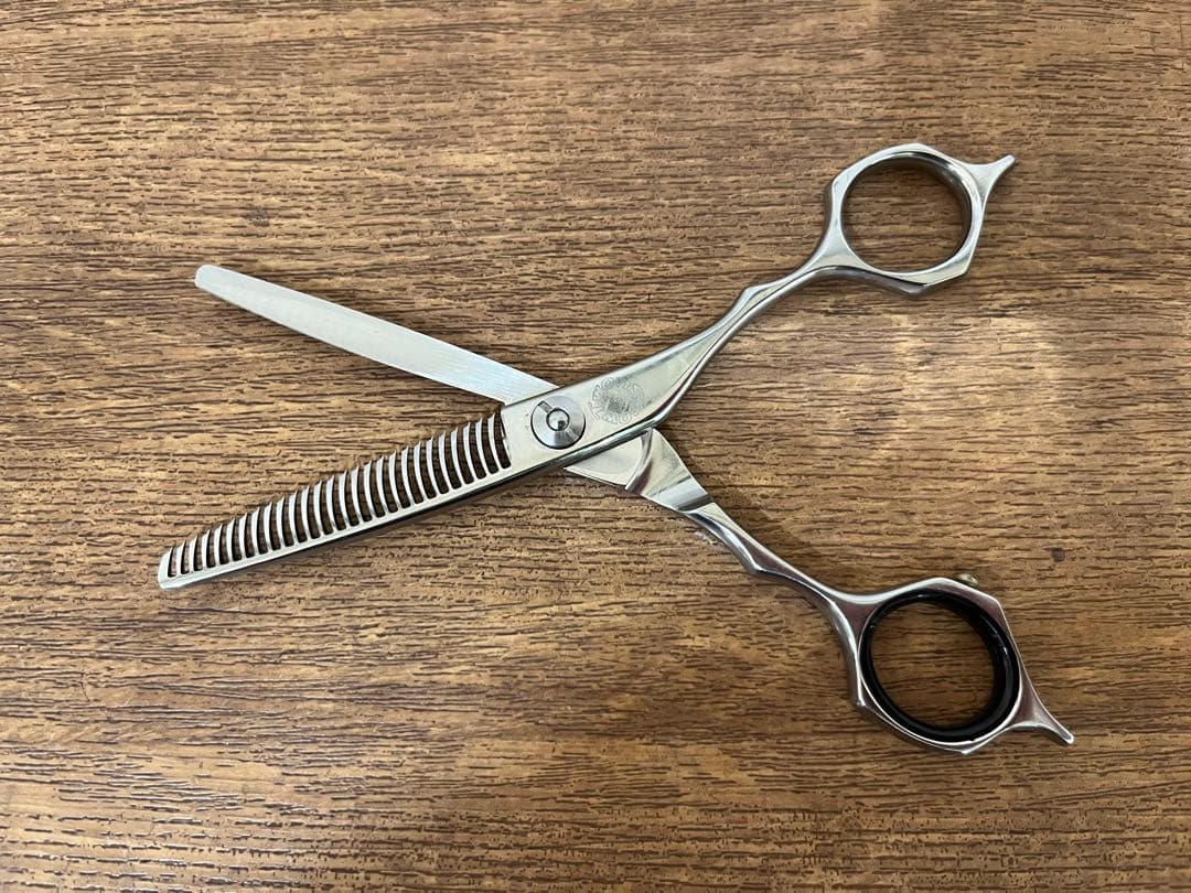 【在庫処分激安セール】 LON JAPANのセニング　Twon シリーズ