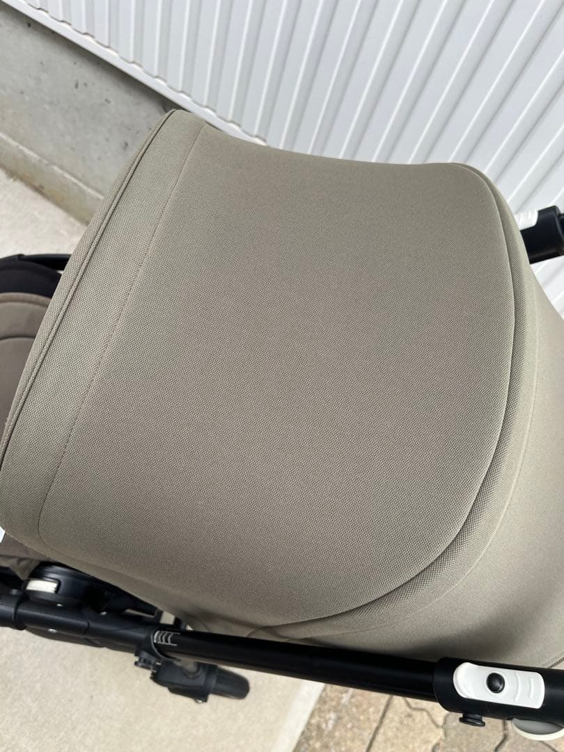 値下！バガブーbee5 ベビーカー オリーブグリーン　bugaboo スタンド有