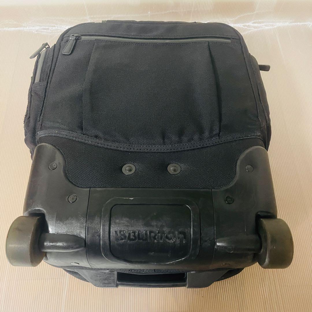 BURTON ブラック スーツケース　キャリーケース 黒色