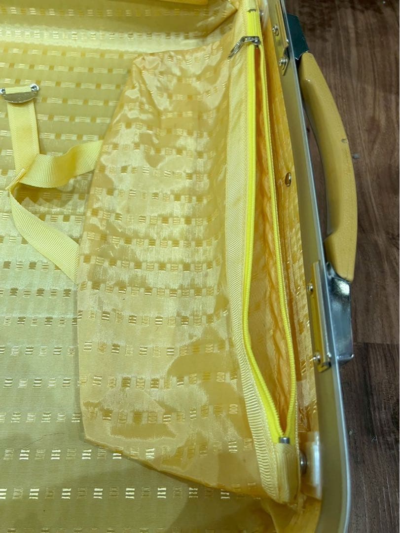 サムソナイト キャリーバッグ 黄色 イエロー スーツケース トランク 昭和レトロ