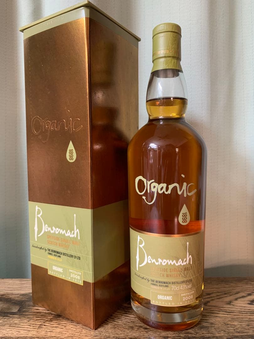 ベンロマック Benromach Organic 700ml 43%