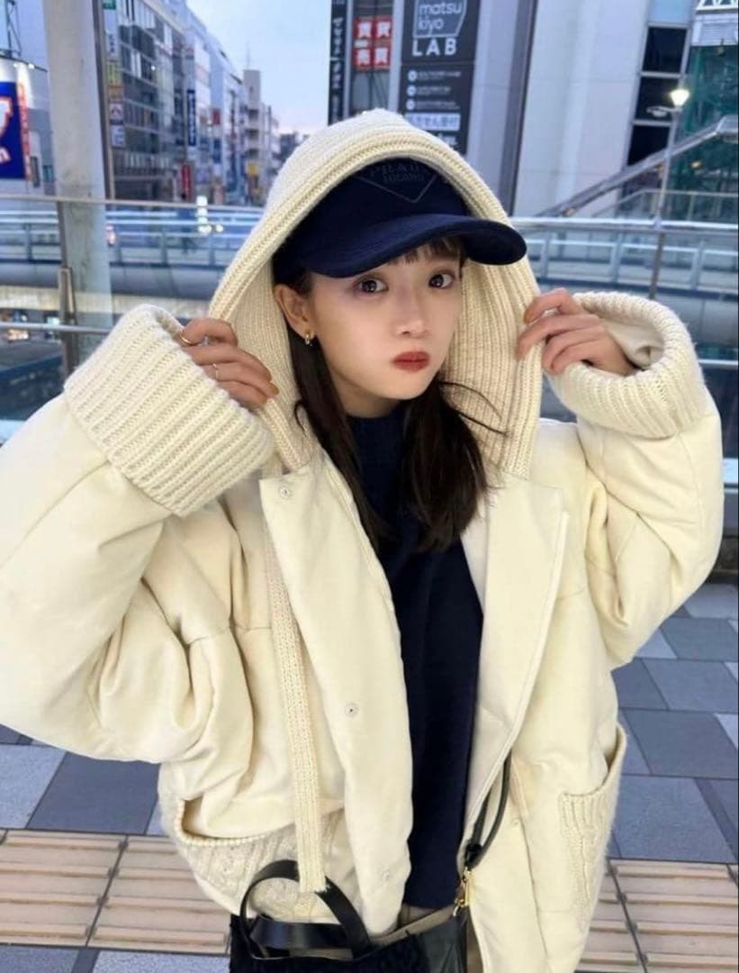 pinue ニットコンビダウンジャケット　オフホワイト