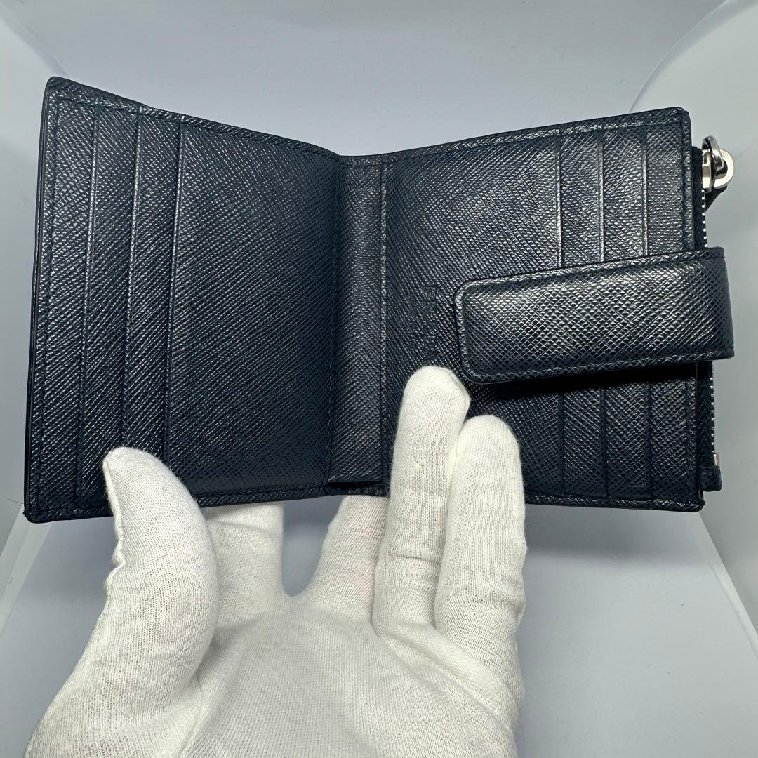 【SALE開催中】PRADA サフィアーノレザー 二つ折り財布 ネイビー