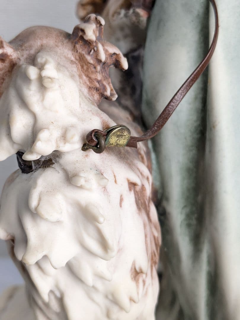 ジョゼッペアルマーニ 貴婦人とボルゾイ犬 置物