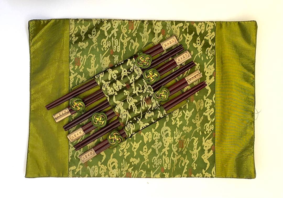 紅柚木快　箸とマット