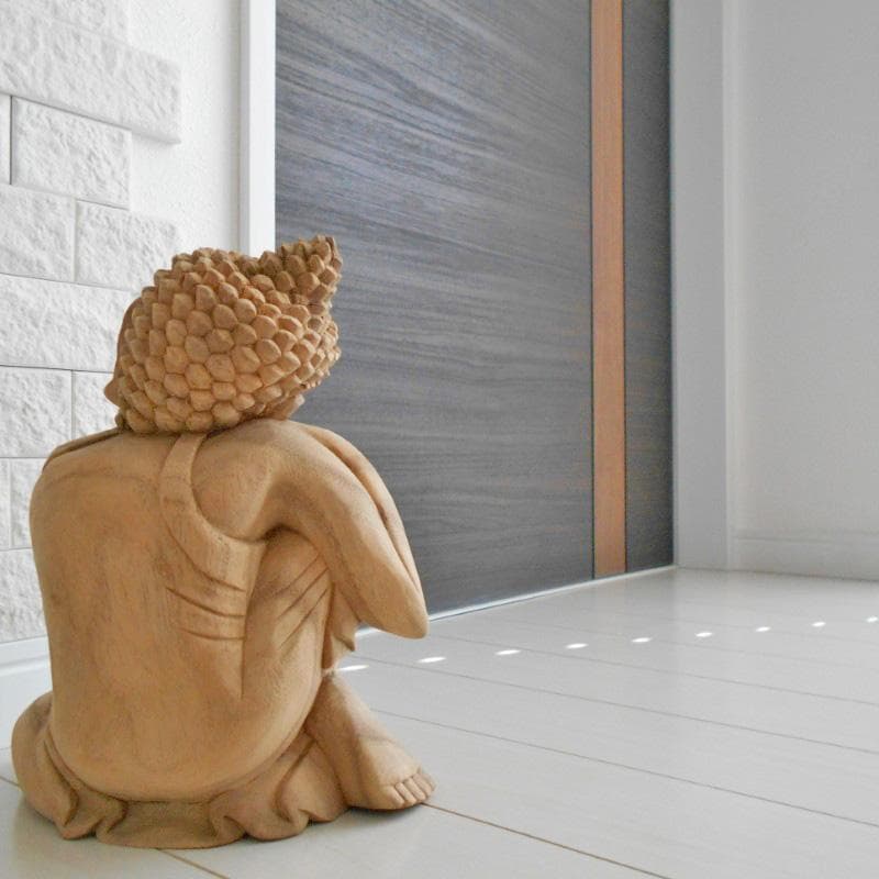 一刀彫 頬杖仏陀 25ｃｍ 仏像 仏陀 ブッダ 仏像の置物 瞑想 オリエンタル