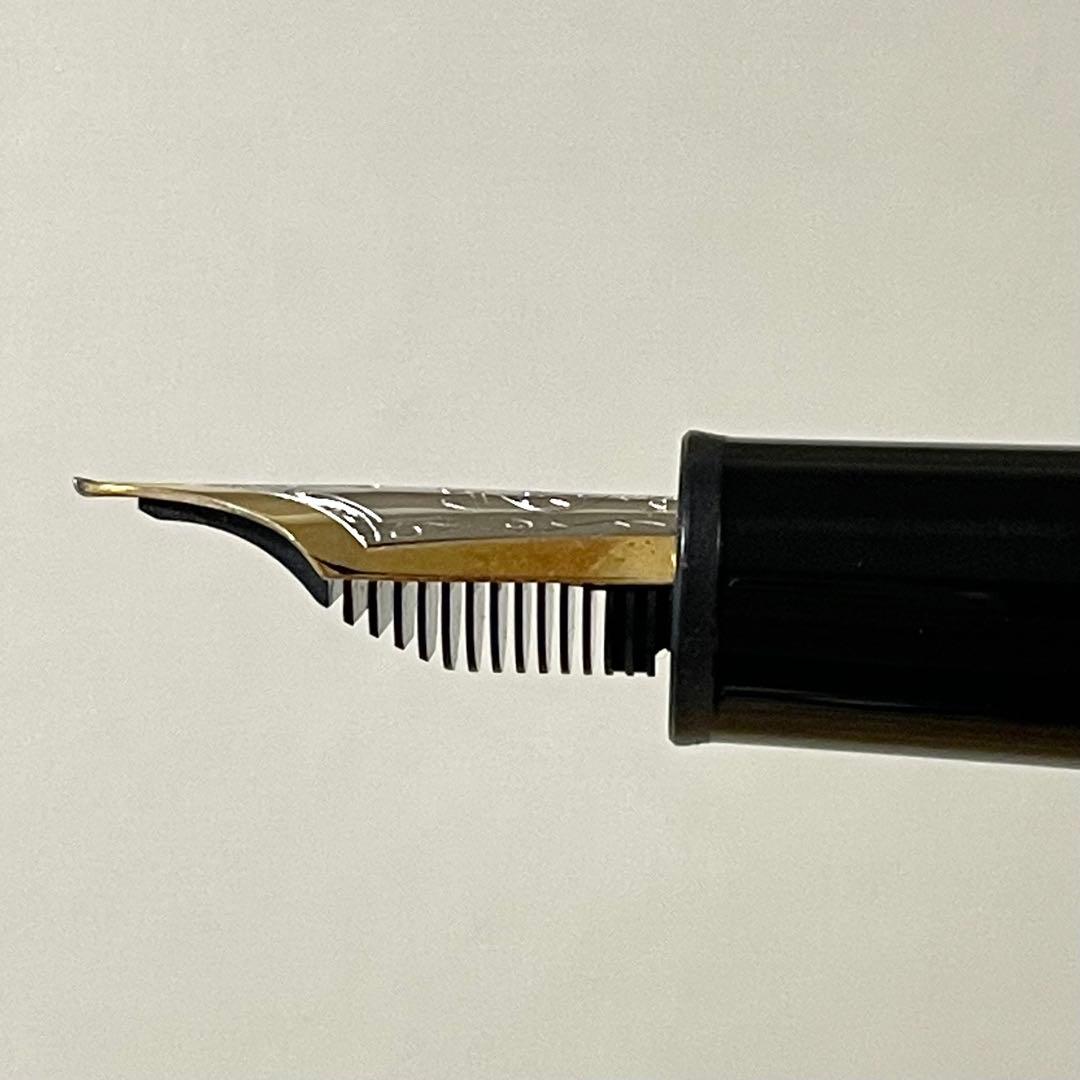 モンブラン マイスターシュテュック ソリテール 146 ステンレス18K ニブF