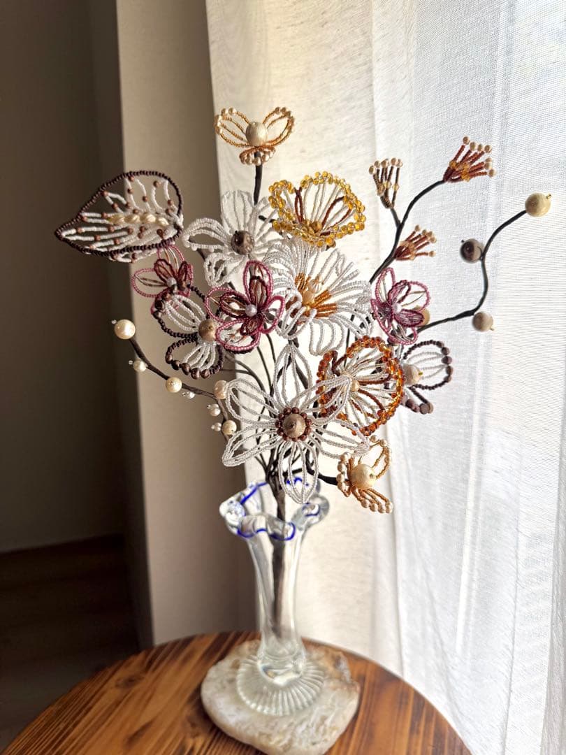 ビーズフラワー　ブーケ　一輪挿し