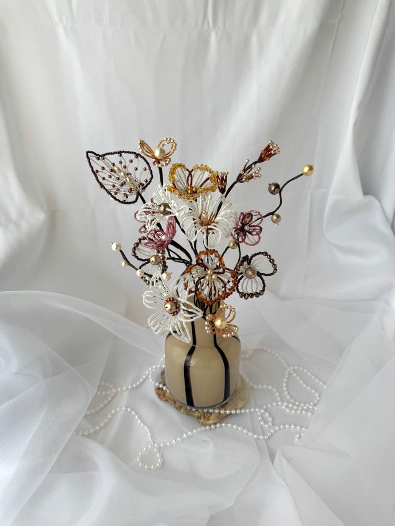 ビーズフラワー　ブーケ　一輪挿し