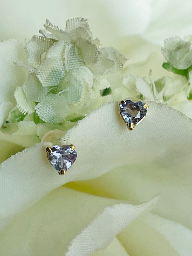 とっても可愛い♡タンザナイト♡k18♡ピアス