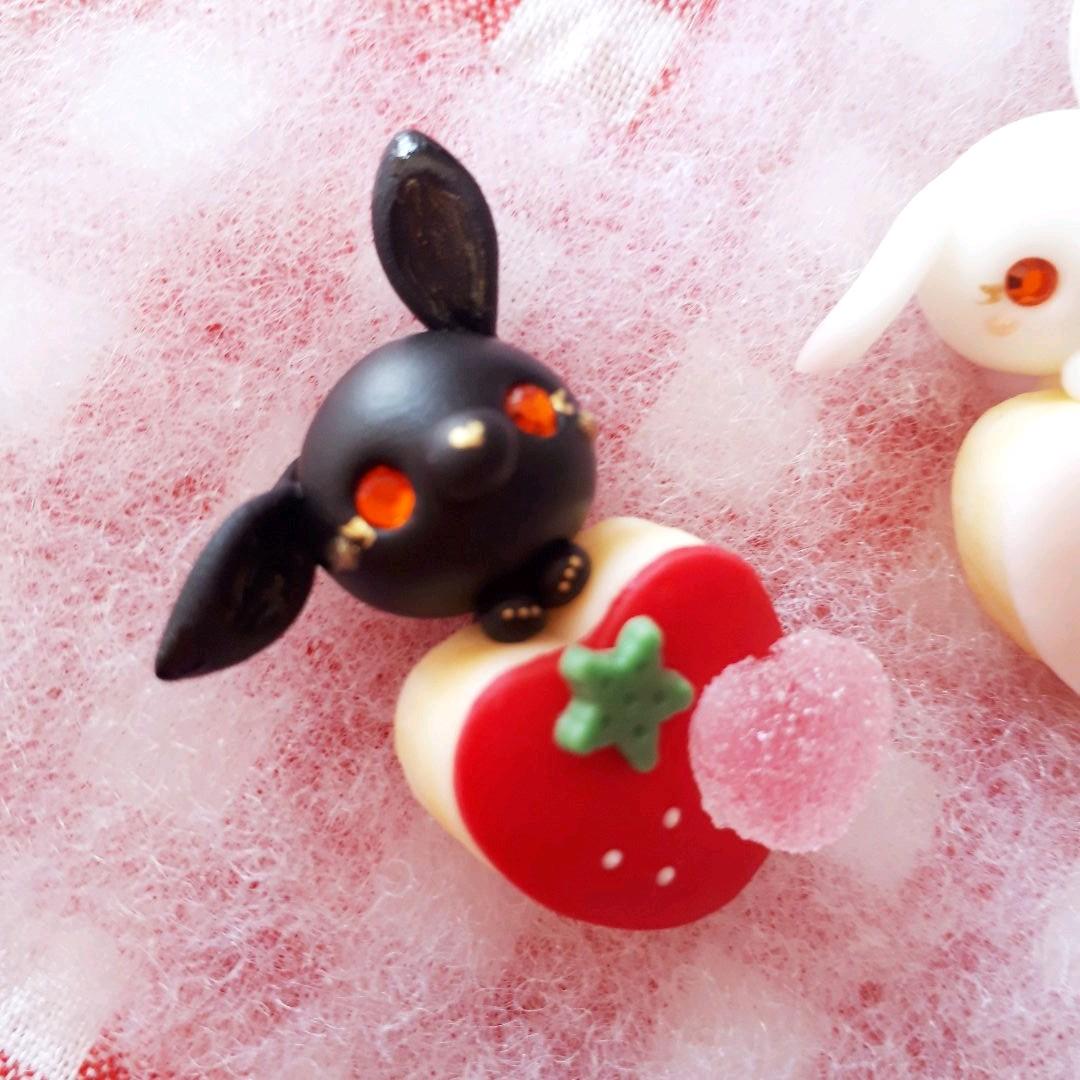 苺アイシングクッキー♡黒うさぎ