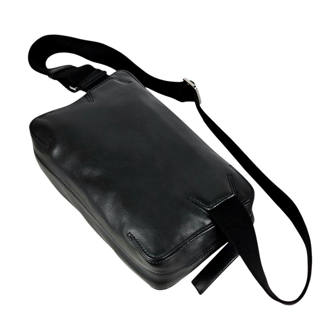 美品 ベルルッティ スクリットカリグラフィ ボディバッグ ウエストバッグ