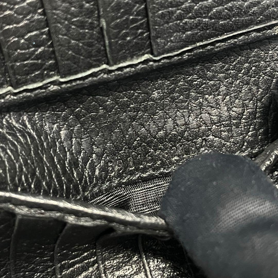 希少✨グッチ 二つ折り財布 GGインターロッキング レザー Wホック ブラック