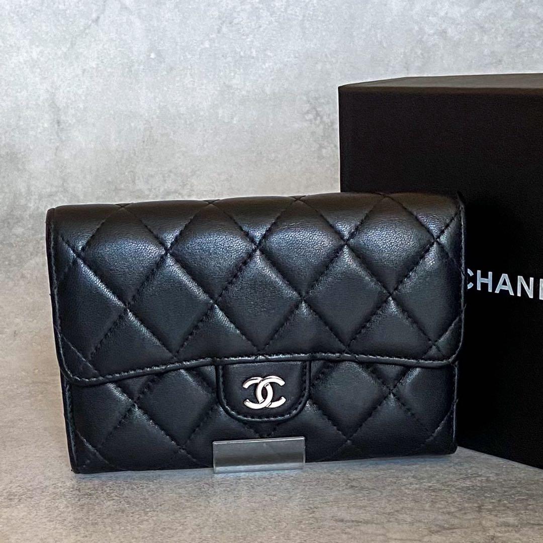 CHANEL シャネル マトラッセ ラムスキン ブラック 二つ折り財布 シリアル