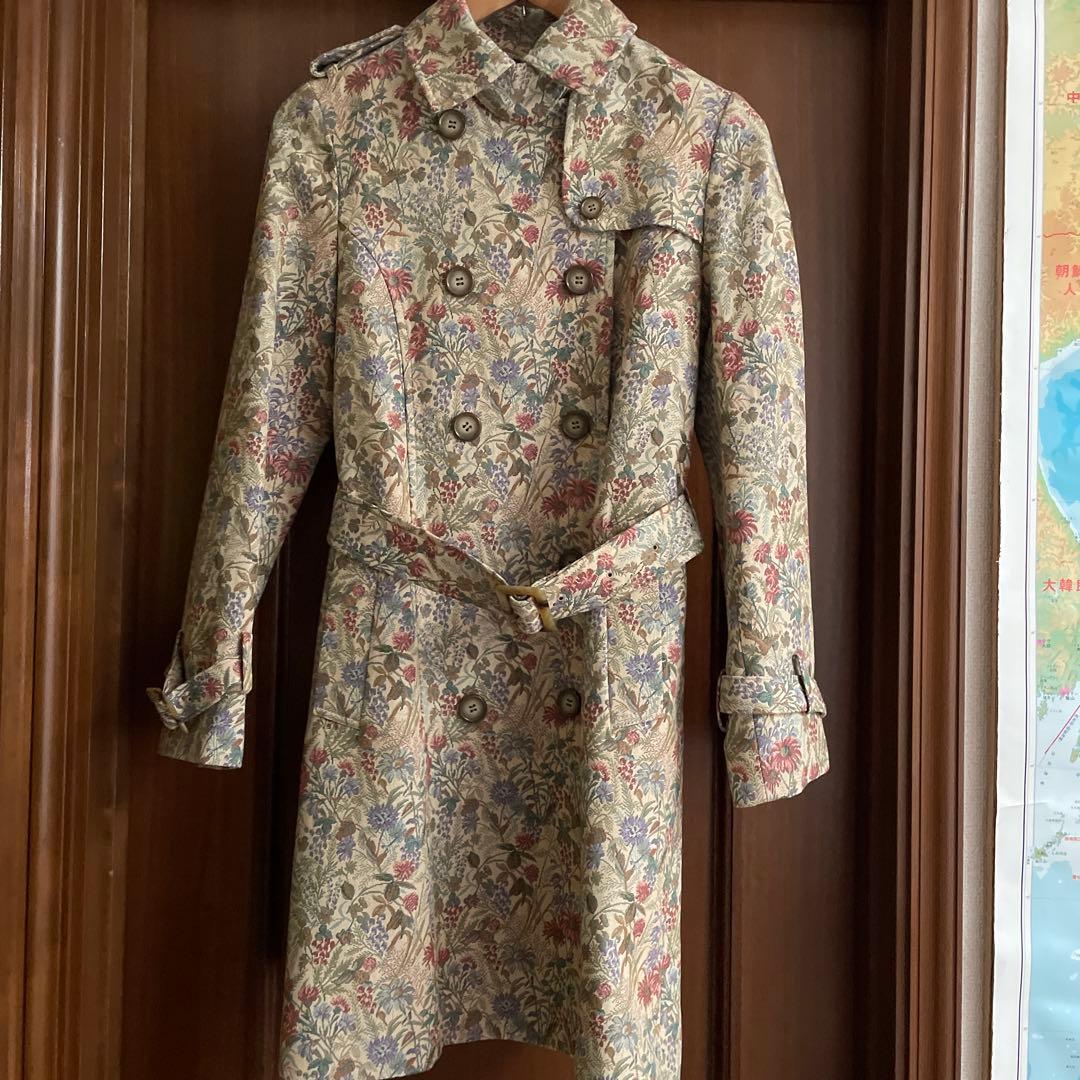 値下げ　未使用タグ付き　ロイスクレヨン　ゴブラン織　トレンチ風コート