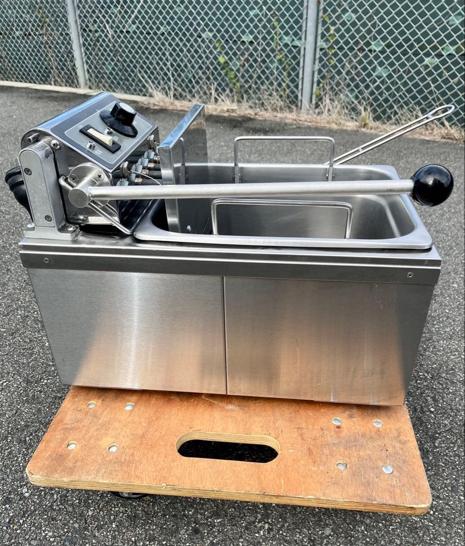 フジマック業務用卓上電気フライヤー 3相200V 8リットル