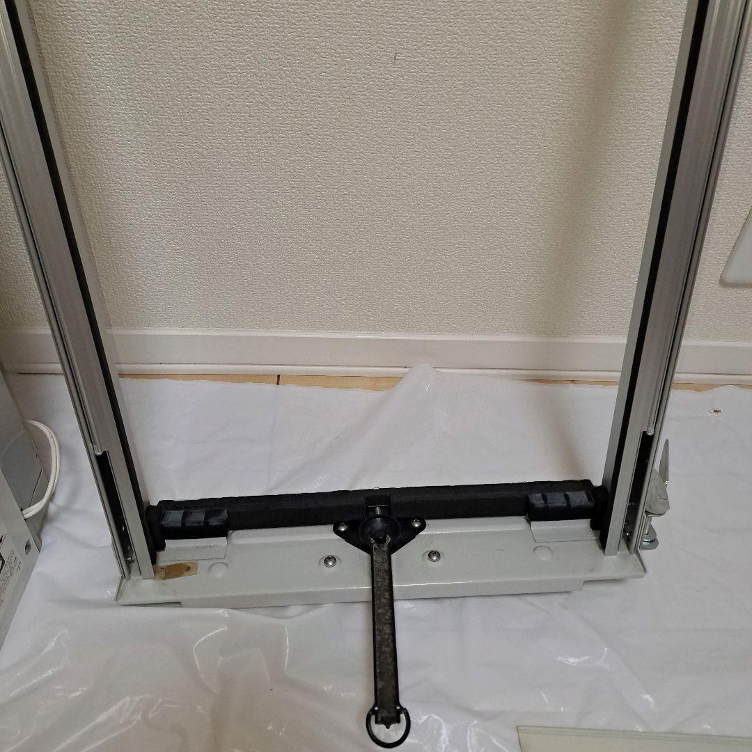 美品　コロナ 冷暖房兼用　ウインドエアコン CWH-A1821