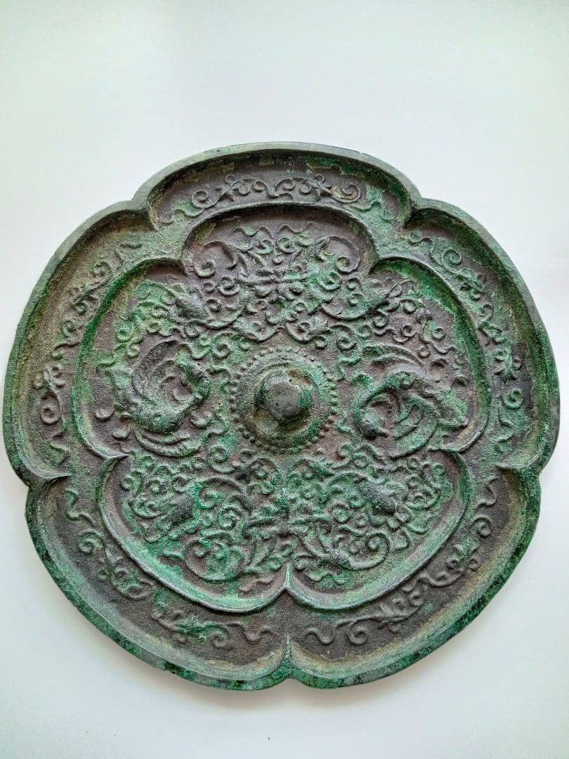 和鏡（古鏡）　瑞花鴛鴦五花鏡　平安時代