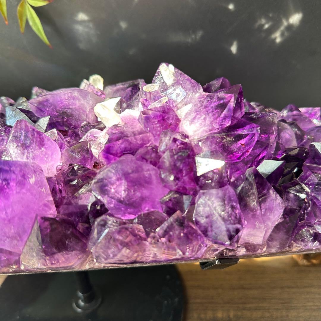 【最高品質】天然石 アメジストの原石　置物G.302