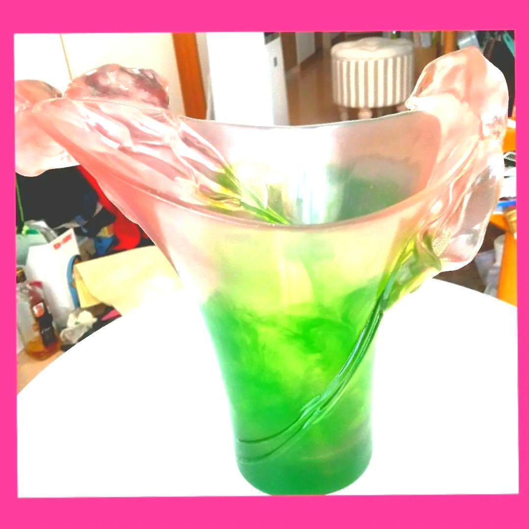 綺麗な花瓶 、アート、美術品、置物、安全アクリルガラス、地震、1つ有ると生活を豊