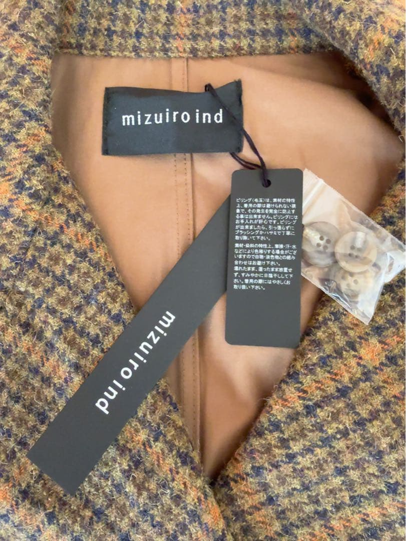 新品mizuiro ind ワイドロングコート　ベージュ×チドリ