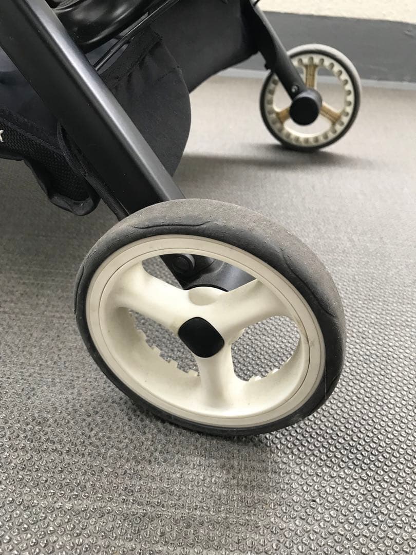 サイベックス　リベル　cybex LIBELLE ベビーカー