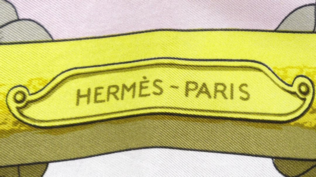 HERMES エルメス　大判スカーフ　カレ90　 D563