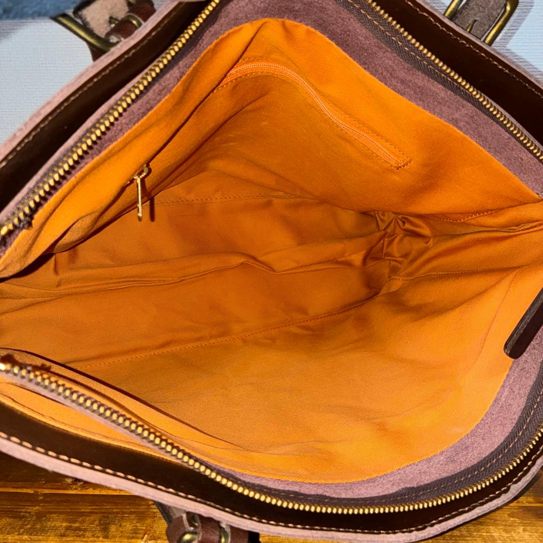 【美品】zeha ツェハ　本革　A4収納 肩掛け可　トートバッグ　ビジネスバッグ