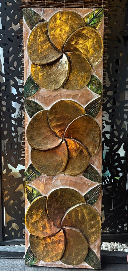 【値下げ中】プルメリア　ウッドレリーフ　バリ　ハワイ　壁掛け　インテリア