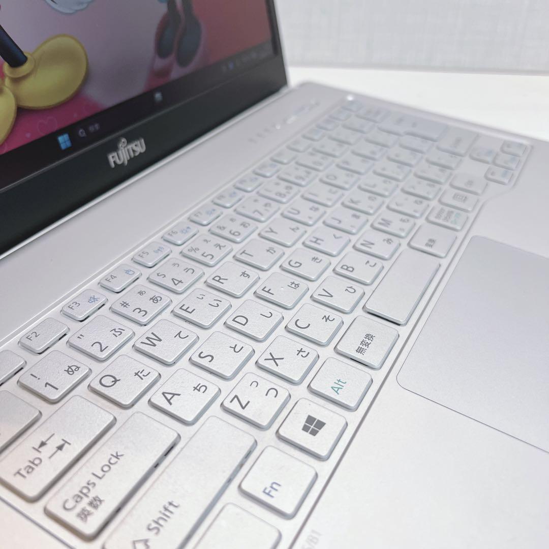 国産、美品、高精細液晶、コアi5、快適SSD、イラレ、オフィス2021が使える