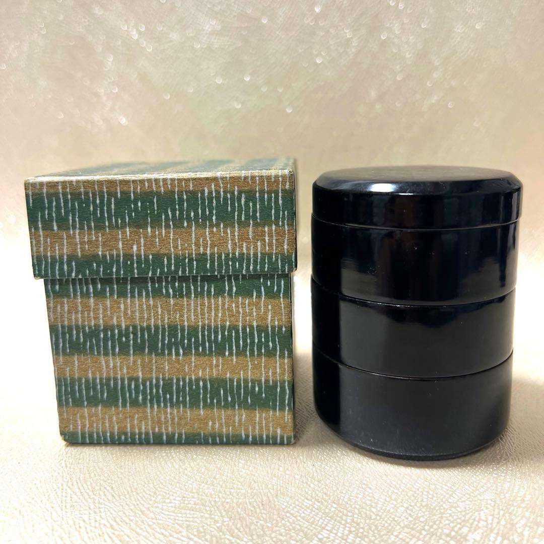 茶道具　重香合（じゅうこうごう）木製漆塗り　裏千家