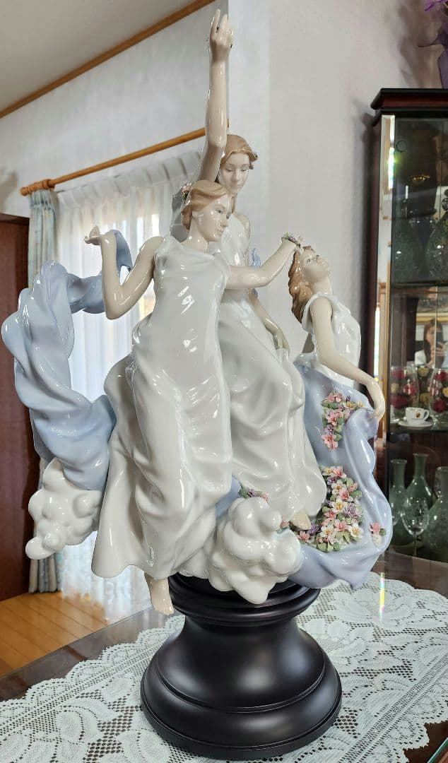 限定 極美品 リヤドロ 春の祭典 女性 世界限定 1000点 置物 LLADRO