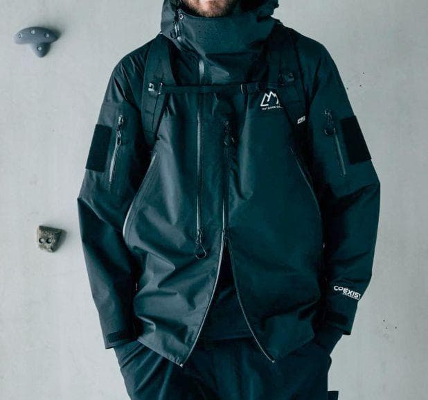 COMFY PULL SHELL COEXIST コムフィーアウトドアガーメント