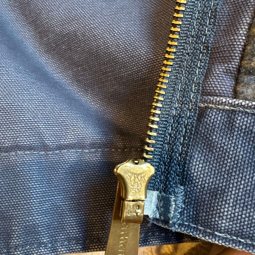 カーハートデトロイトジャケットJ97 DPB レアカラー