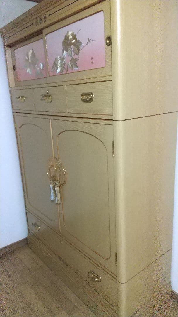 和風桐タンス ベージュ 花柄装飾