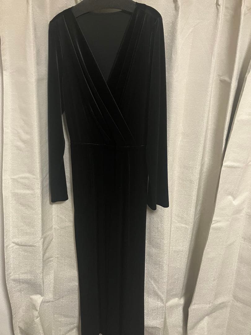 新品未使用 anuans ベロアカットオールインワン ブラック