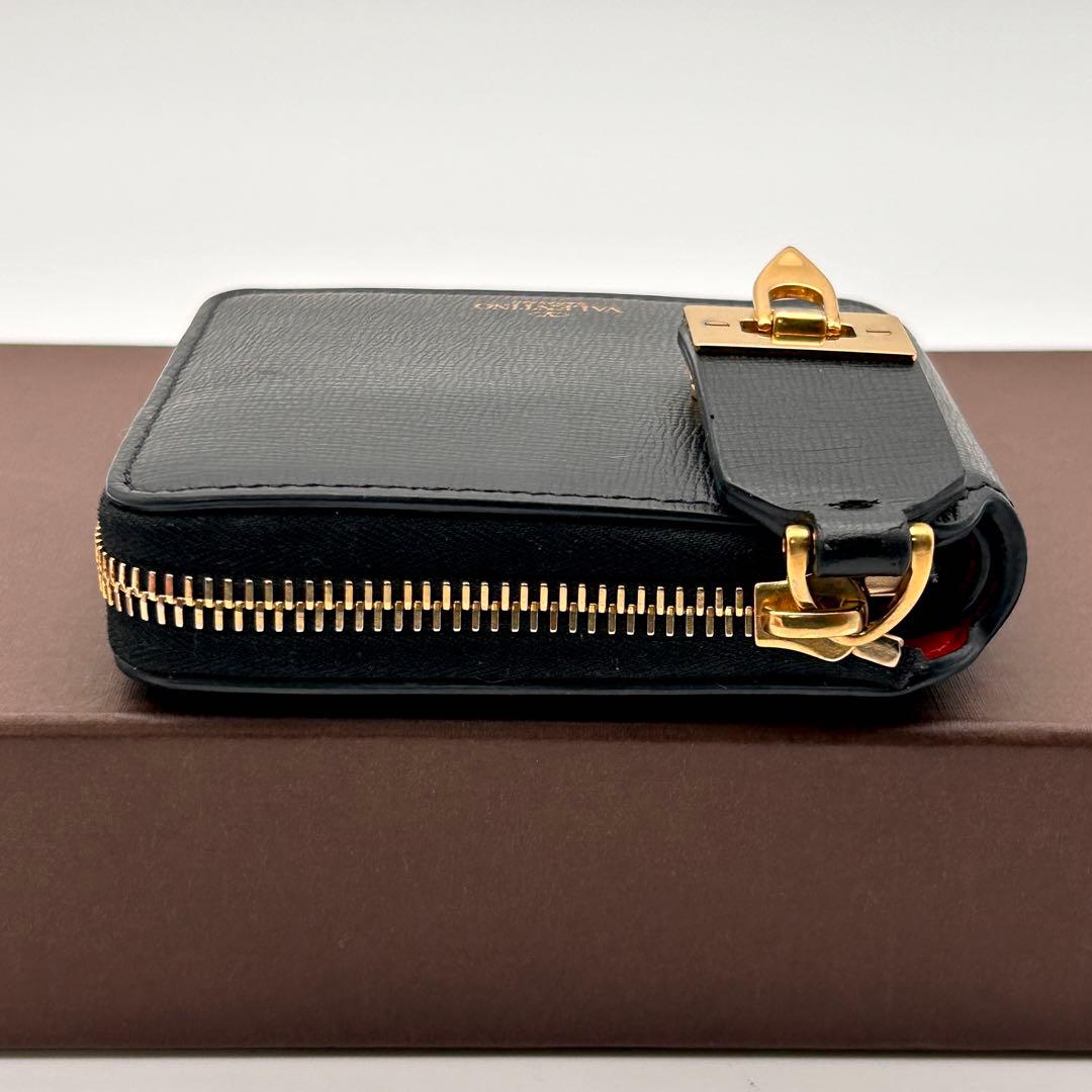 ✨極美品✨ VALENTINO ヴァレンティノ 二つ折り財布 高級 希少性大✨