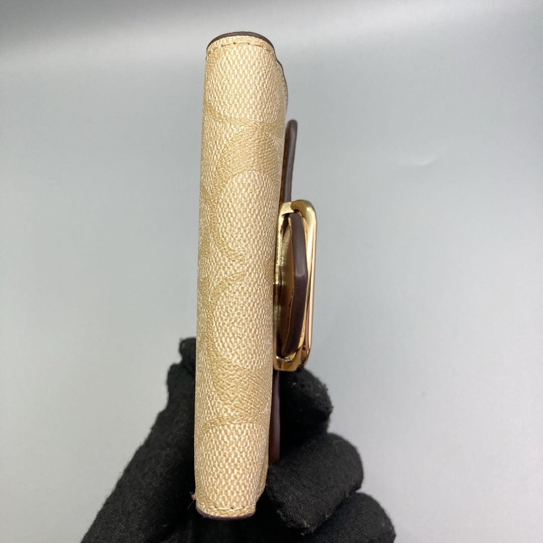 値下げ　未使用 COACH コーチ 三つ折財布 シグネチャー　ミニ ウォレット