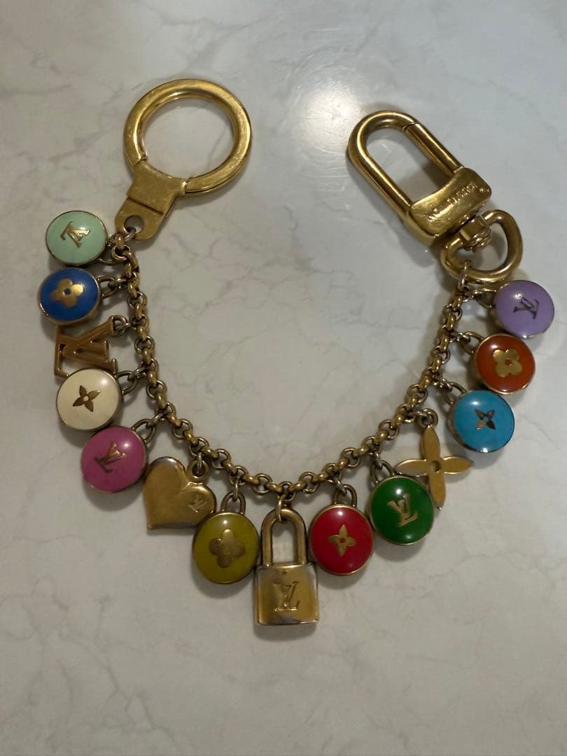 ルイヴィトン　チェーンバッグチャーム　カラフル