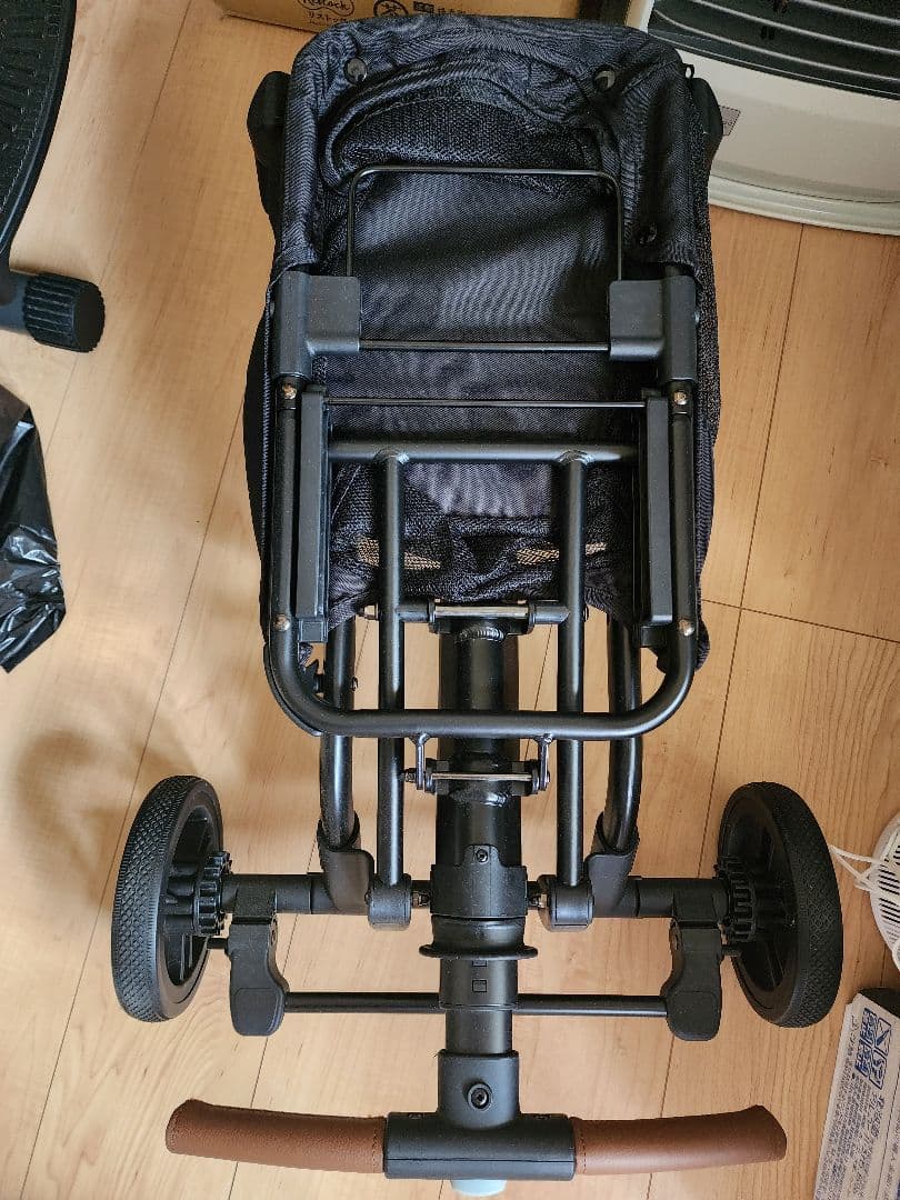 AIRBUGGY wiz X（エアバギー ウィズエックス） ペットカート