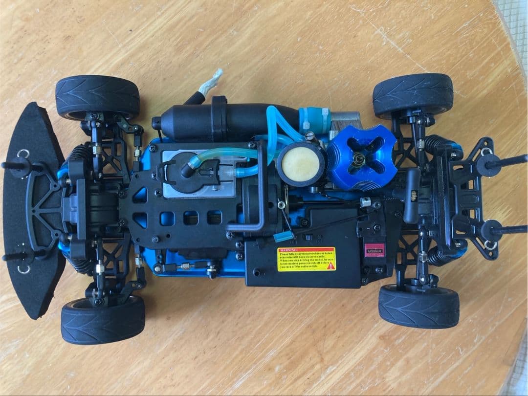 エンジンラジコンカー 4WD 1/10 オンロードタイプ オマケ多数