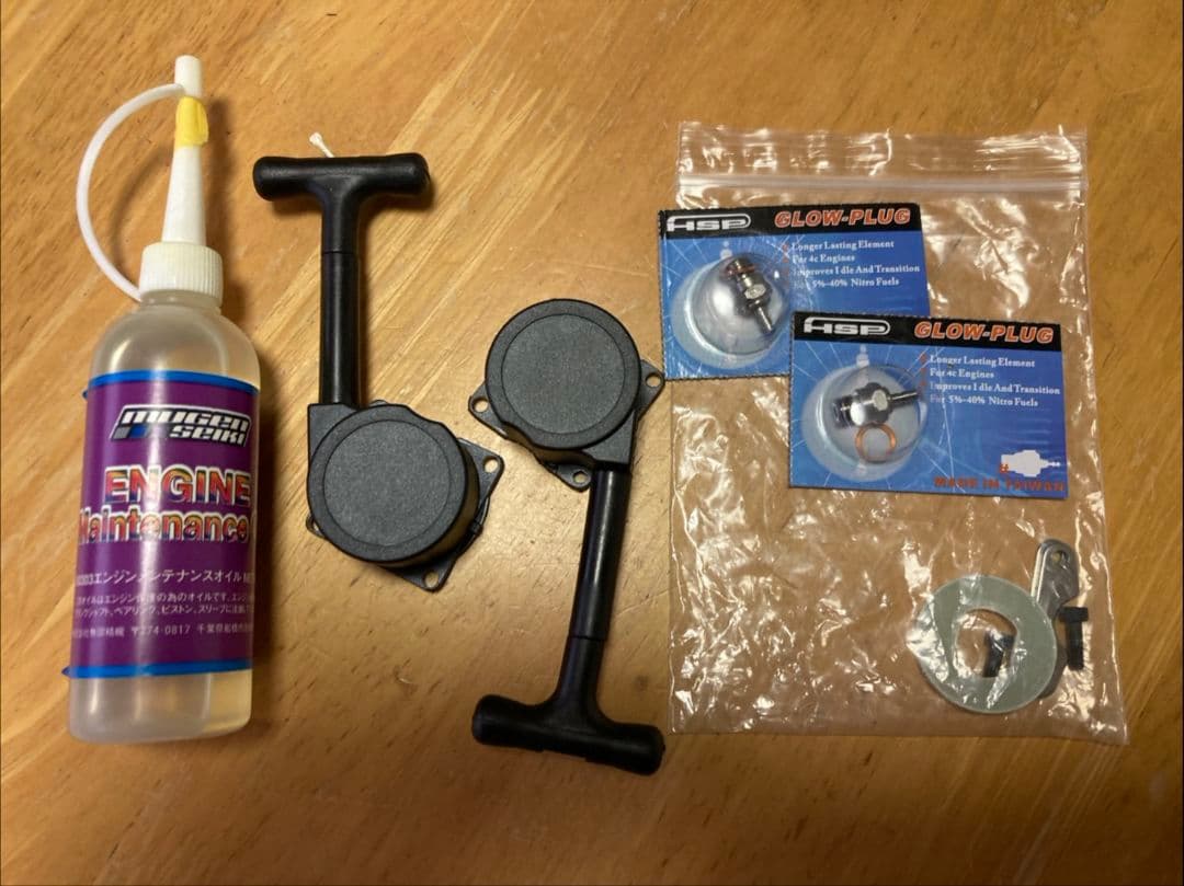 エンジンラジコンカー 4WD 1/10 オンロードタイプ オマケ多数