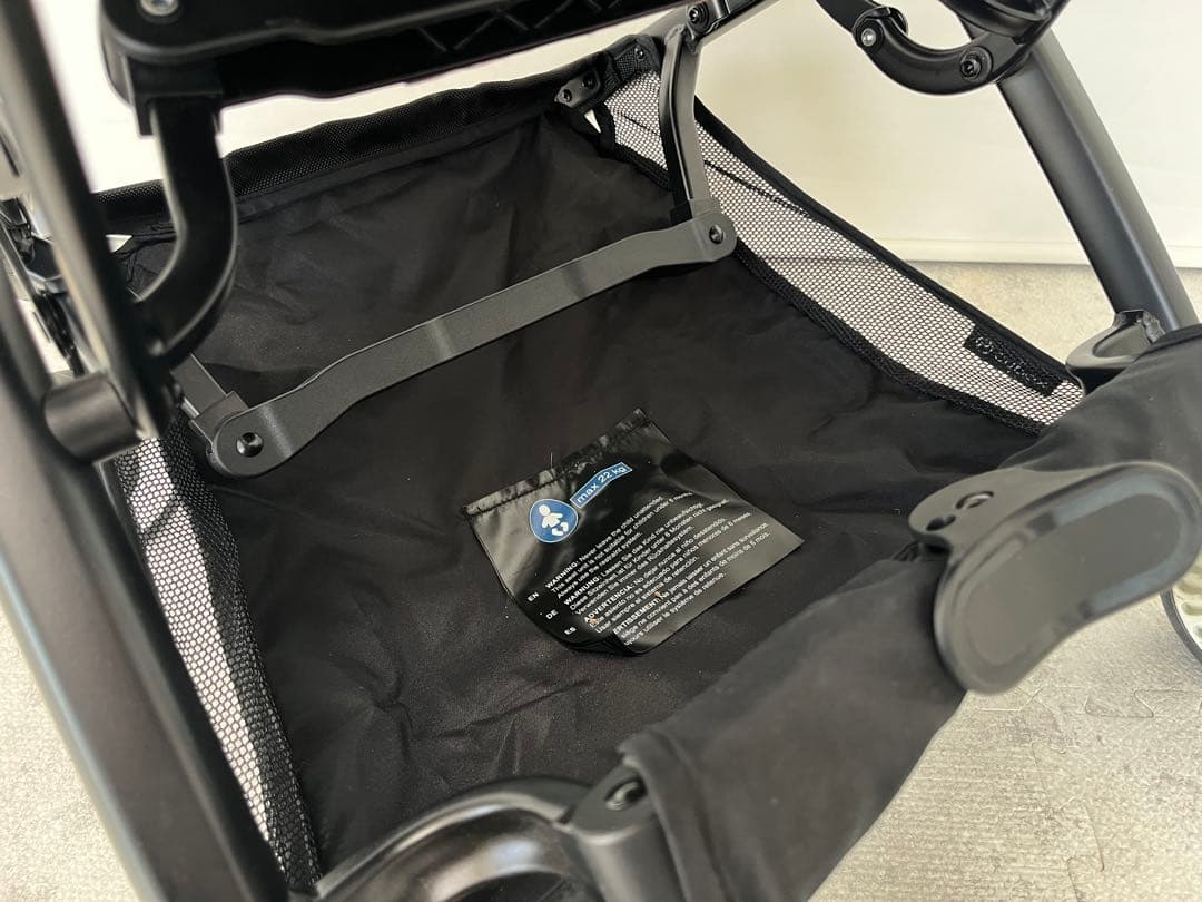 【cyber】サイベックス　 リベル シーシェルベージュ バンパーバー付き